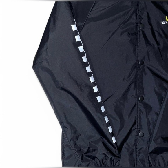 Vans X SpongeBob SquarePants Collab Torrey Jacket in Men’s Size Small - Picture 3 of 5